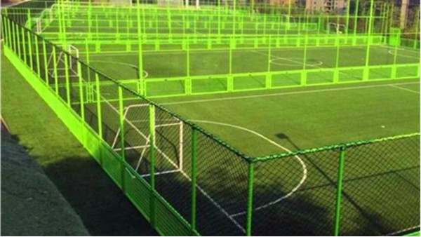 人造草坪足球场验收的细则是什么？